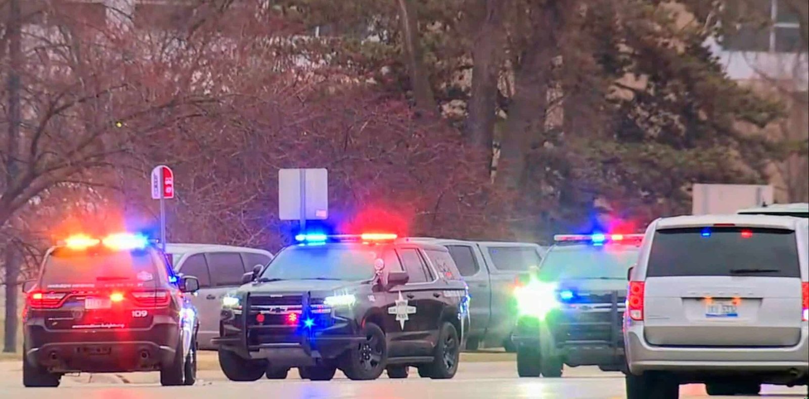 Police respond to shoot at the Michigan hospital, suspected of not being in custody