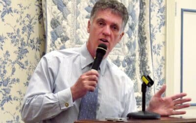 The White House draws the nominee from the CDC because they did not have the votes: Fuentes