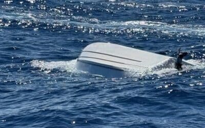 1 dead, 4 rescued, others missing after the boat overturned outside the Florida coast
