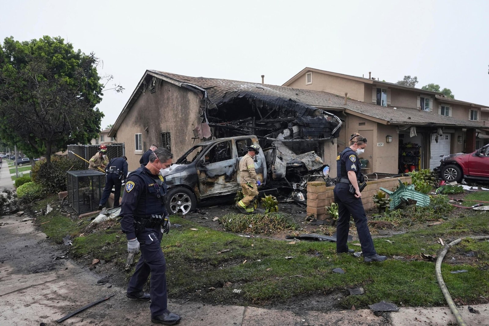 Small plane crashes against the neighborhood of San Diego: the police