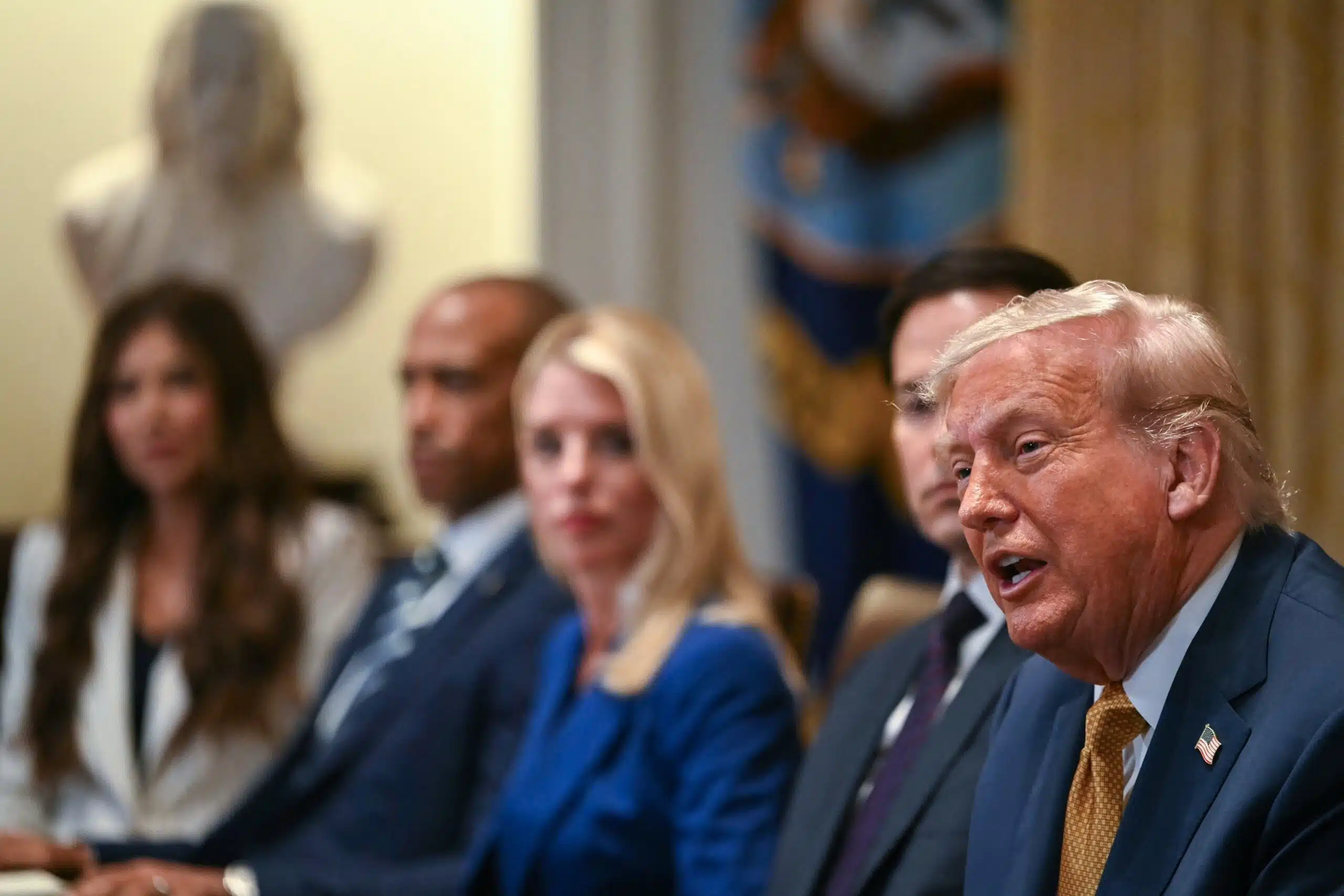 Trump Admin Live updates: Trump's cabinet meets in the White House