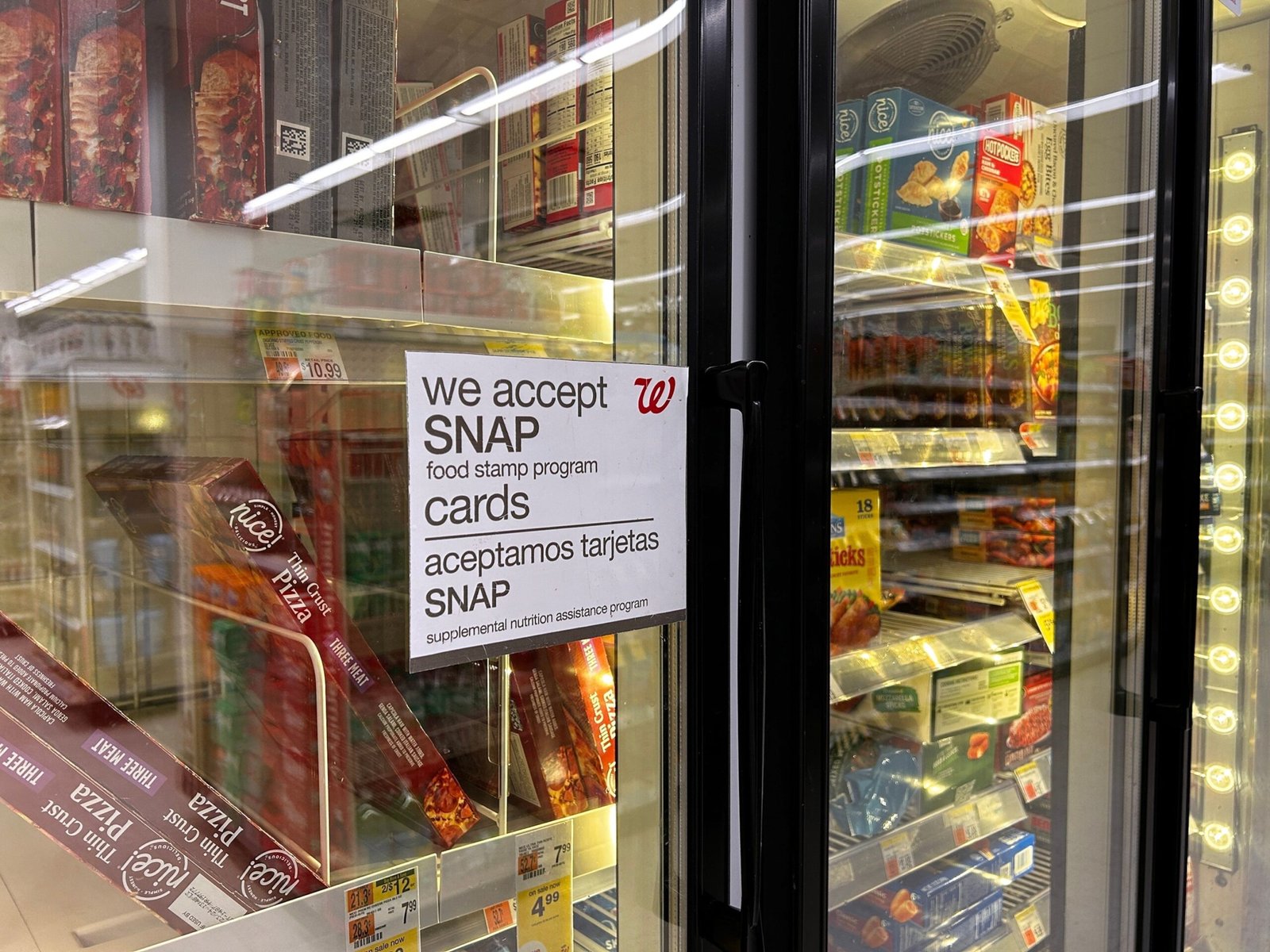Could the disruption of SNAP benefits and paychecks put pressure on lawmakers to reach a shutdown deal?