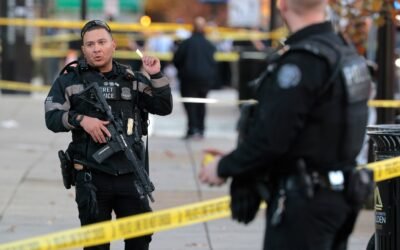 PHOTO: Members of the National Guard shot in Washington, DC